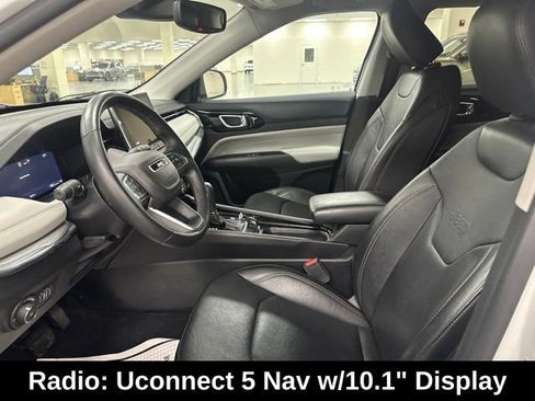 Used 2022 Jeep Compass Limited w/ Elite Group AWD/4WD image 9