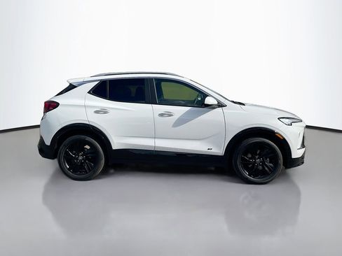 Used 2025 Buick Encore GX Sport Touring image 8