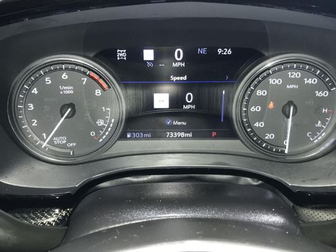 Used 2024 Cadillac XT5 Sportv w/ Technology Package AWD/4WD image 2