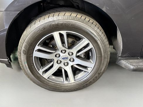 Used 2024 Ford Expedition Max Limited RWD image 38