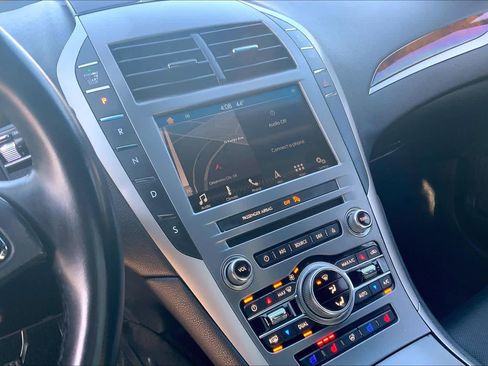 Used 2018 Lincoln MKZ Reserve w/ Climate Package image 16