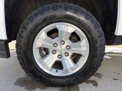 Used 2018 Chevrolet Silverado 1500 LT w/ All Star Edition image 12