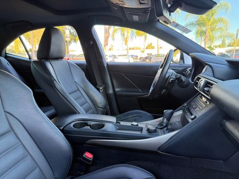 Used 2020 Lexus IS 300 F Sport image 19