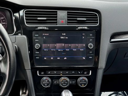 Used 2019 Volkswagen Golf R 4-Door AWD/4WD image 29