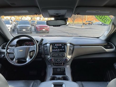 Used 2020 Chevrolet Tahoe LT w/ Luxury Package image 13
