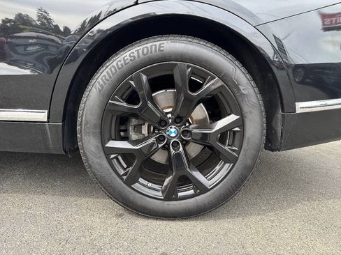 Used 2020 BMW X7 xDrive40i w/ Premium Package AWD/4WD image 2