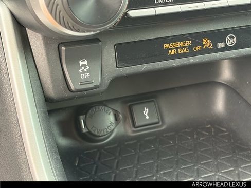 Used 2021 Toyota RAV4 LE w/ Carpet Mat Package (TMS) FWD image 26