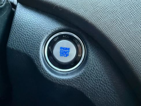 Used 2018 Hyundai Santa Fe Sport w/ 2.4L Value Package 02 image 24