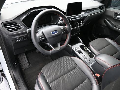 Used 2025 Ford Escape ST-Line AWD/4WD image 22