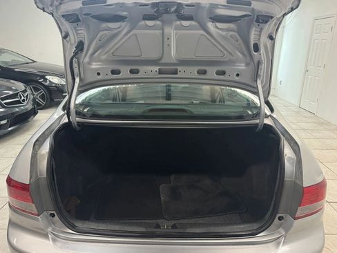 Used 2004 Honda Accord LX image 18