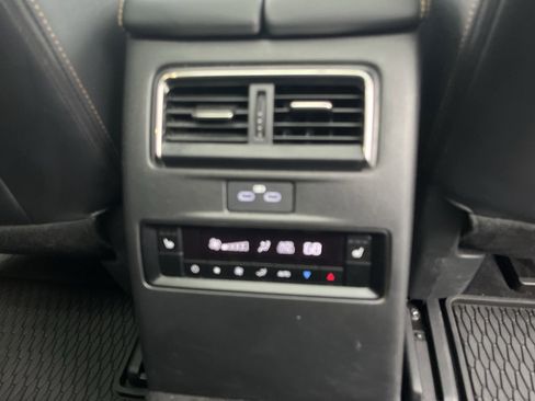 Certified 2025 MAZDA CX-70 3.3 Turbo S w/ Premium Package image 37