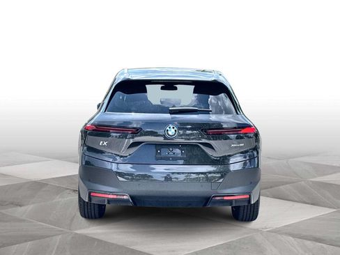 Used 2025 BMW iX xDrive50 AWD/4WD image 7