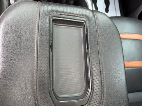 Used 2021 GMC Sierra 1500 AT4 w/ AT4 Premium Package image 36