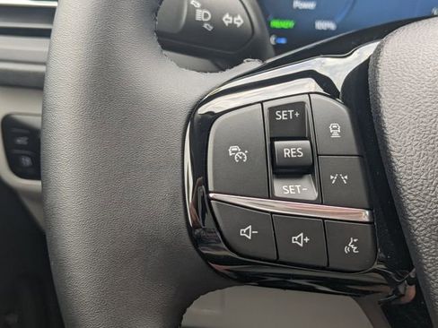 New 2025 Ford Escape SE w/ PHEV Premium Package image 10