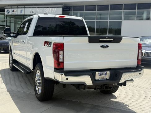 Used 2021 Ford F250 Lariat w/ Lariat Ultimate Package AWD/4WD image 4