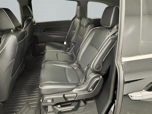 Used 2022 Honda Odyssey Elite image 10