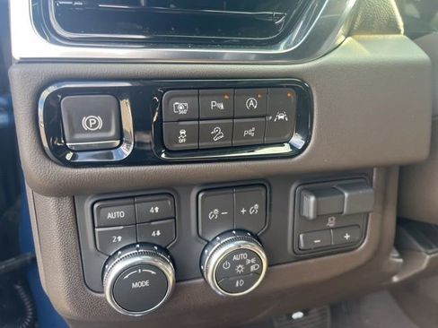 New 2026 GMC Yukon Elevation image 21