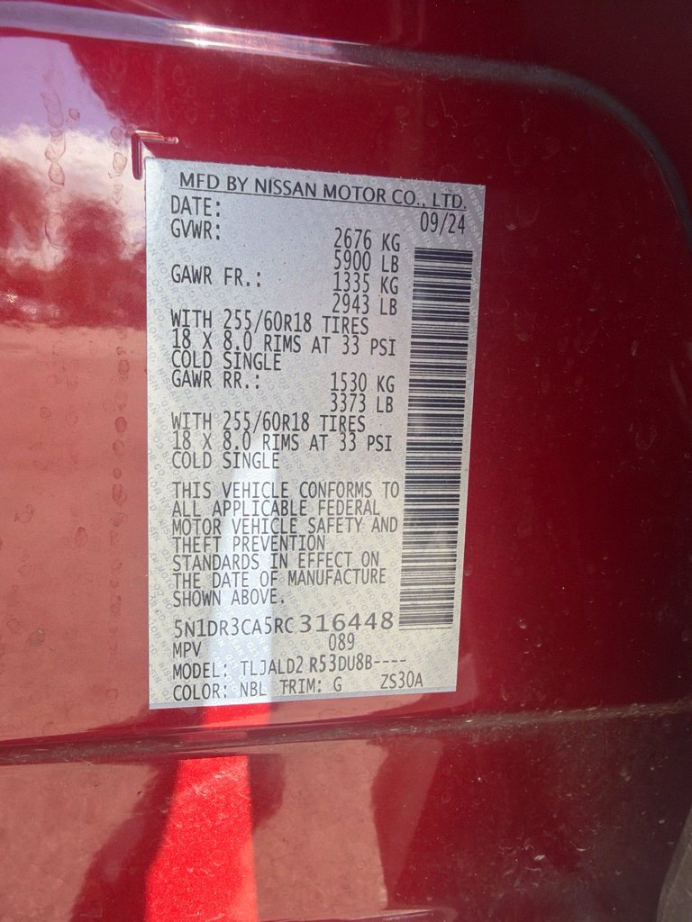 Used 2024 Nissan Pathfinder SL FWD image 11