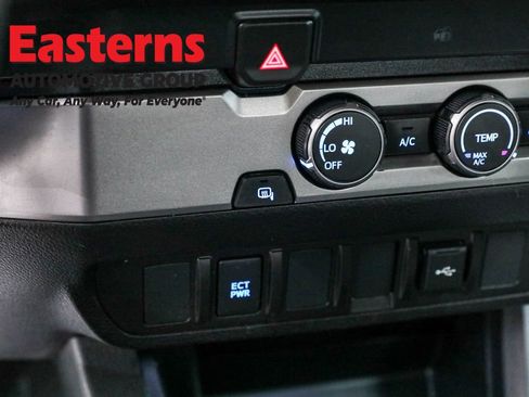 Used 2021 Toyota Tacoma SR RWD image 21