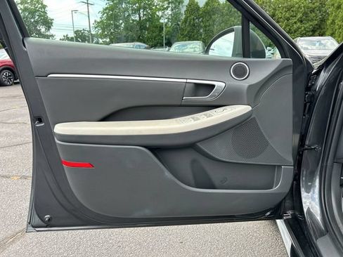 Used 2023 Hyundai Sonata SEL w/ Cargo Package FWD image 9