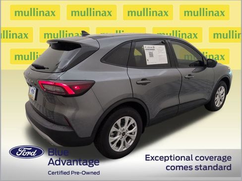 Used 2025 Ford Escape Active image 3