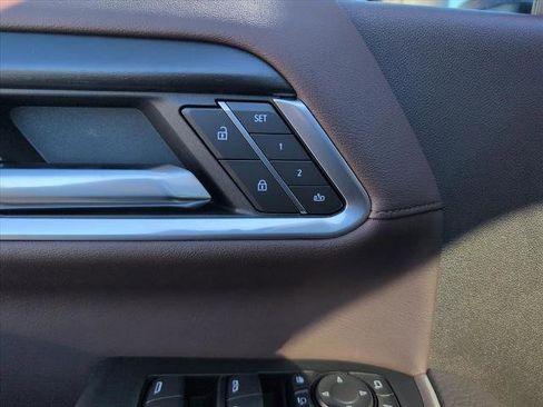 New 2025 GMC Sierra 2500 Denali w/ Denali Reserve Package image 18