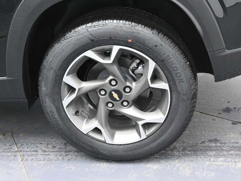 New 2026 Chevrolet Trax LT image 4