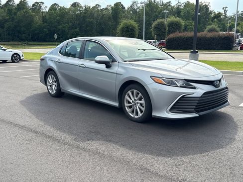 Used 2023 Toyota Camry LE FWD image 23