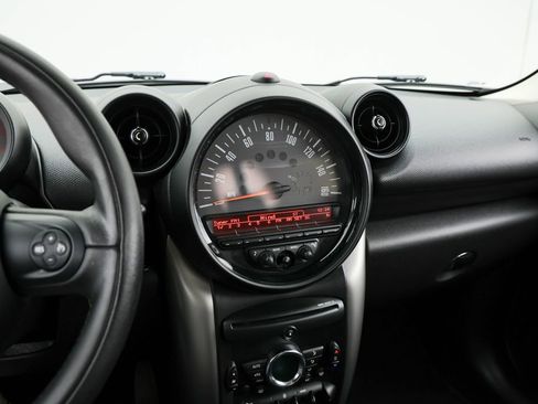 Used 2016 MINI Cooper Countryman FWD image 8