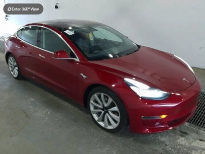 Used 2018 Tesla Model 3 Mid Range