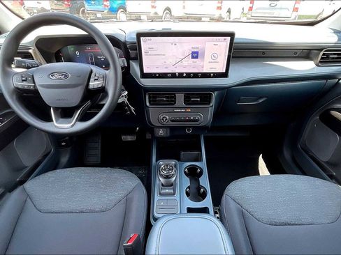 New 2025 Ford Maverick XL image 5