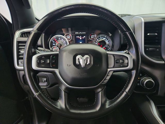 Used 2022 RAM 1500 Big Horn AWD/4WD image 12