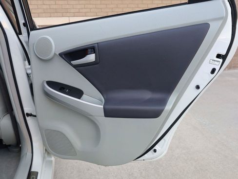 Used 2010 Toyota Prius Five FWD image 20