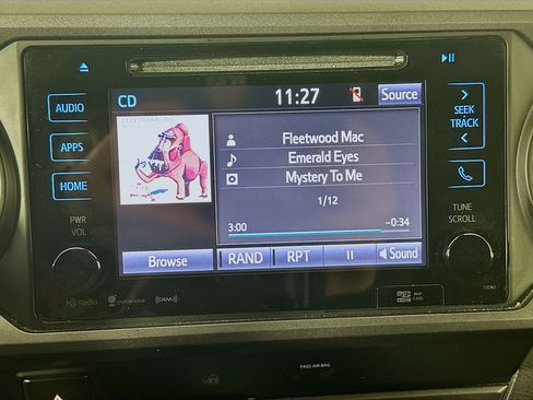 Used 2019 Toyota Tacoma TRD Sport w/ Technology Package image 21