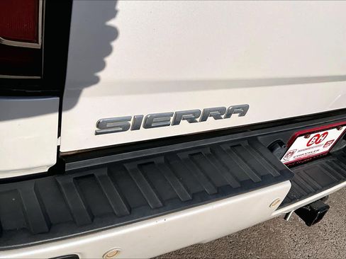 Used 2018 GMC Sierra 1500 Denali w/ Denali Ultimate Package image 28