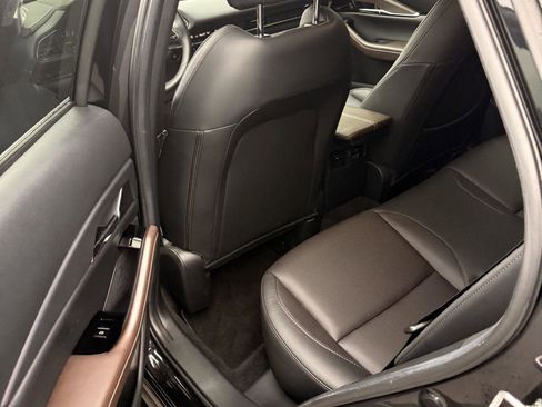 Used 2025 MAZDA CX-30 AWD 2.5 S w/ Premium Package image 10