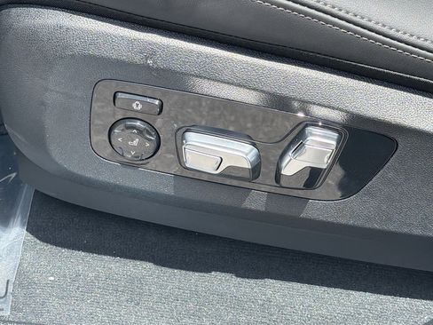 New 2027 BMW X6 M60i AWD/4WD image 24