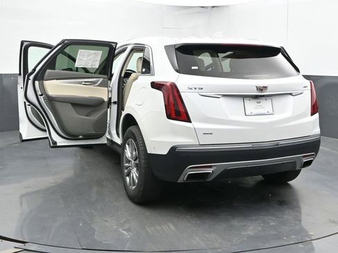 Used 2023 Cadillac XT5 Premium Luxury w/ Technology Package AWD/4WD image 58