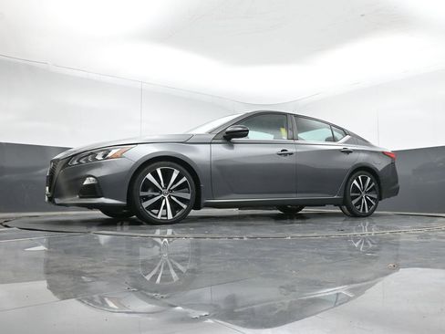 Used 2021 Nissan Altima 2.0 SR image 36