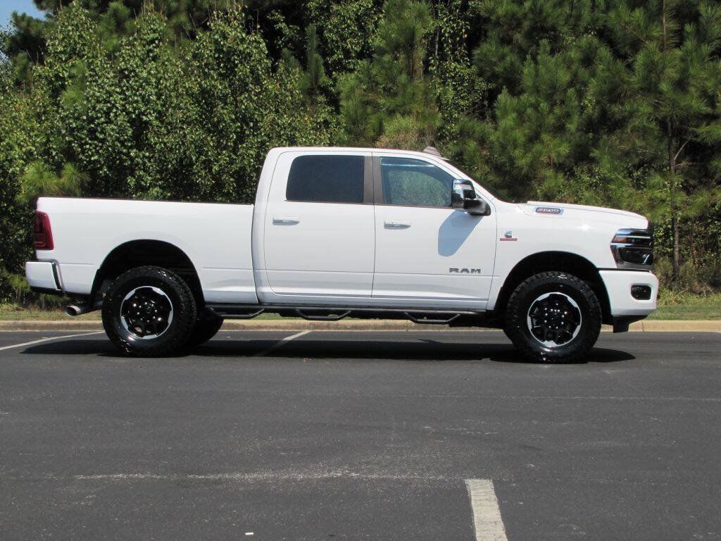 Used 2026 RAM 2500 Laramie AWD/4WD image 4