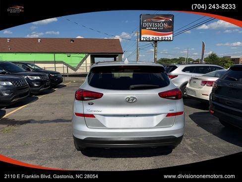 Used 2019 Hyundai Tucson SE AWD/4WD image 4