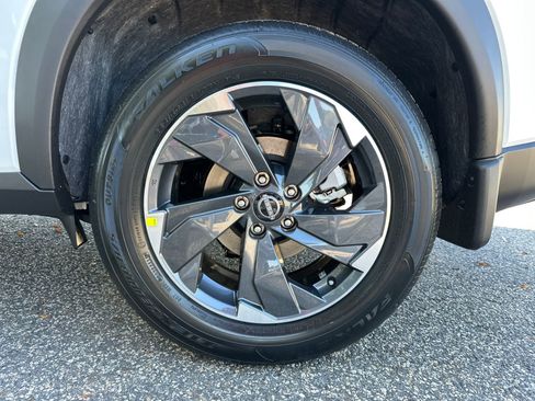 New 2026 Nissan Rogue SV image 20