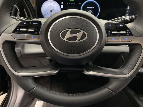 New 2026 Hyundai Elantra Limited image 17