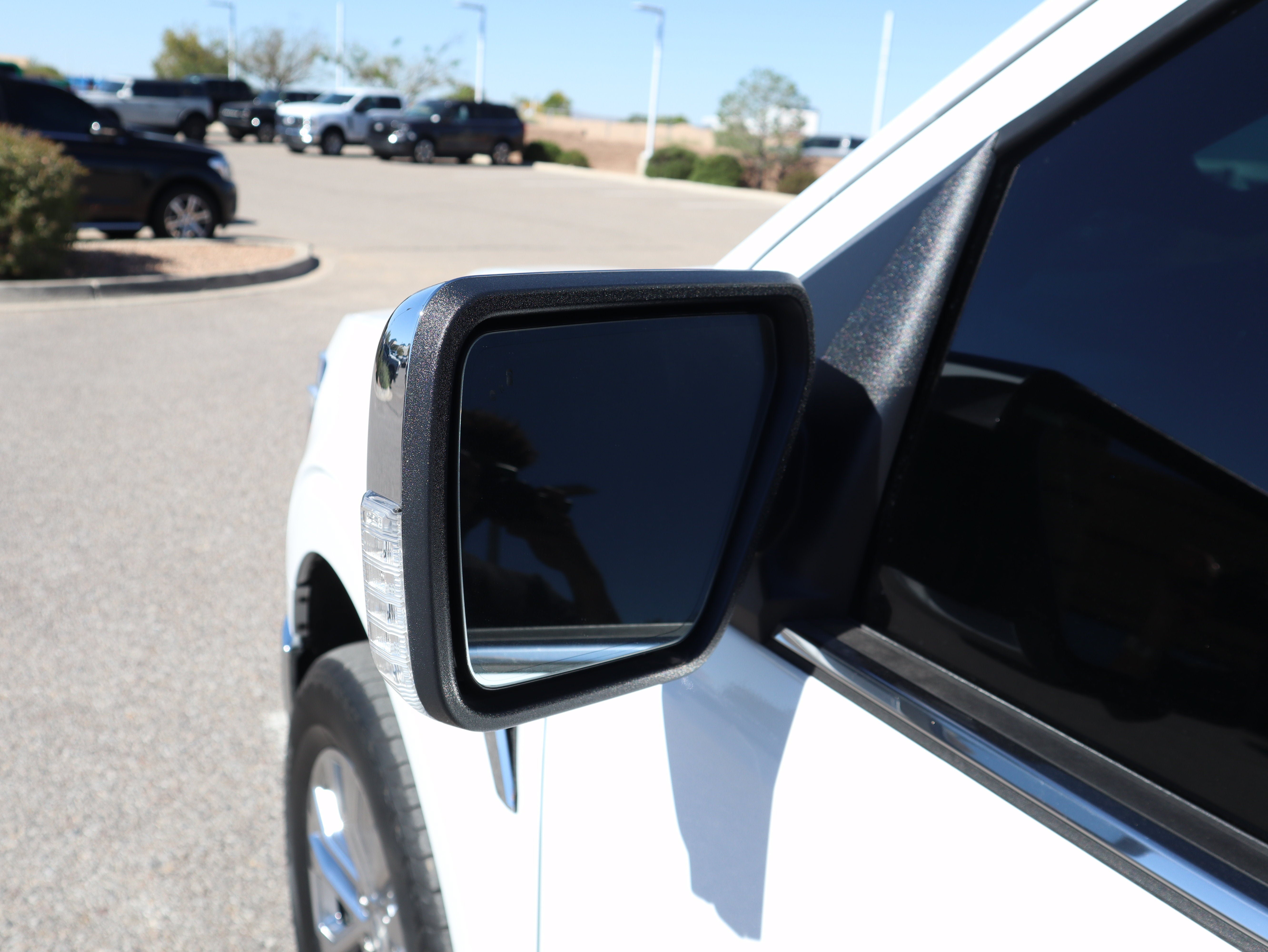 Used 2024 Ford F150 Lariat AWD/4WD image 17