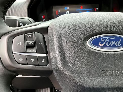 Used 2025 Ford Ranger XLT w/ Equipment Group 301A High image 23