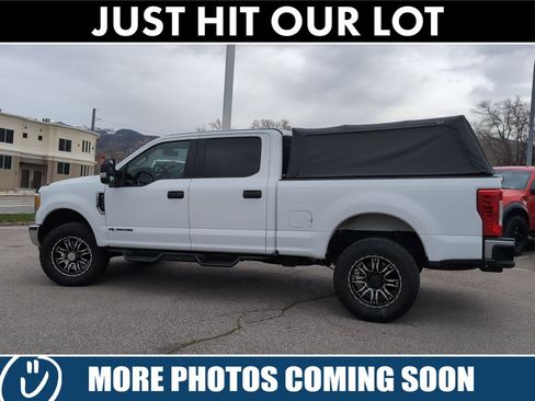 Used 2017 Ford F250 XLT image 9