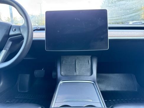 Used 2022 Tesla Model 3 Long Range AWD/4WD image 23