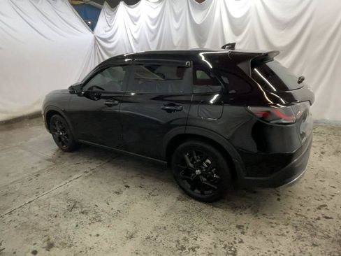 Used 2025 Honda HR-V Sport image 9