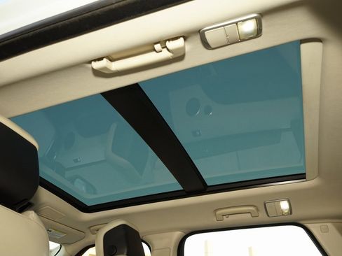 Used 2019 Land Rover Range Rover Sport HSE image 23