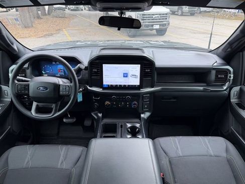 Used 2025 Ford F150 STX w/ Equipment Group 200A RWD image 18